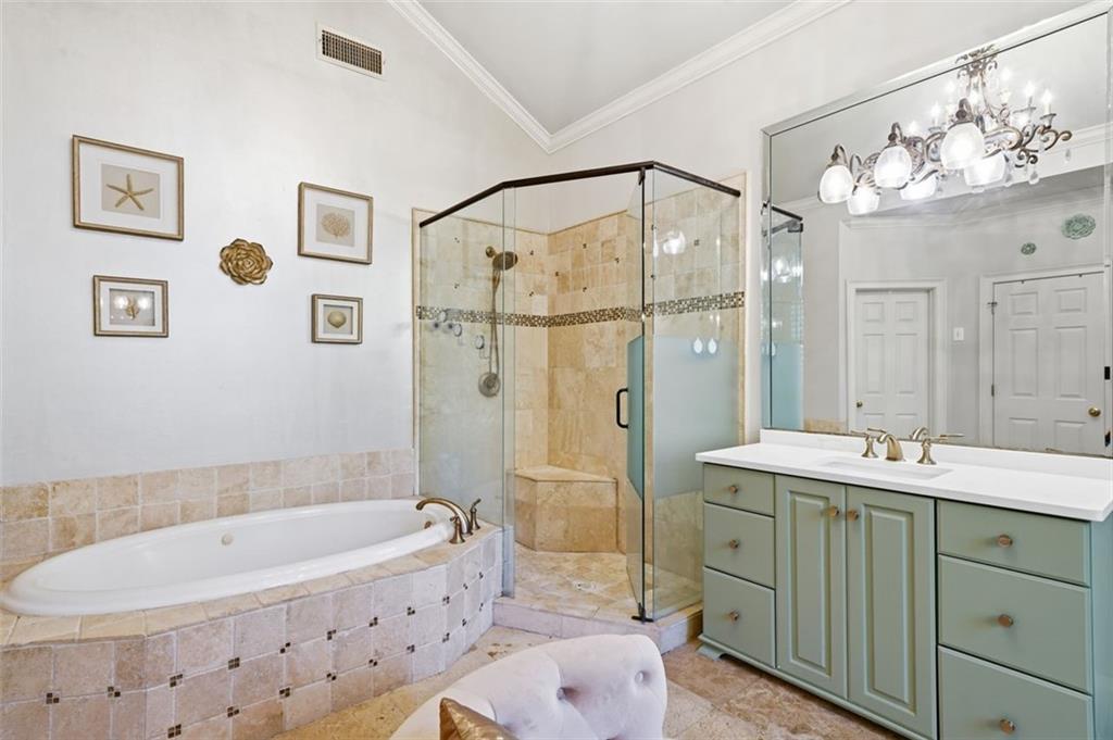 2336 Edgemere Lake Circle