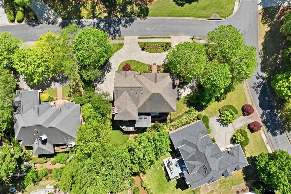 2336 Edgemere Lake Circle