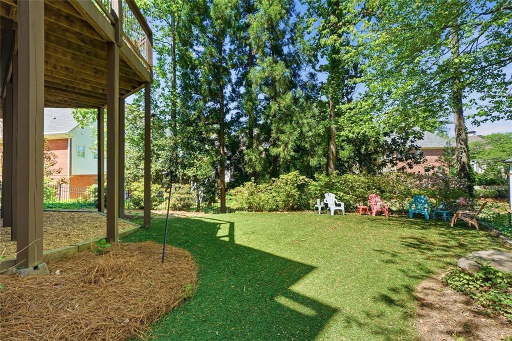 2336 Edgemere Lake Circle