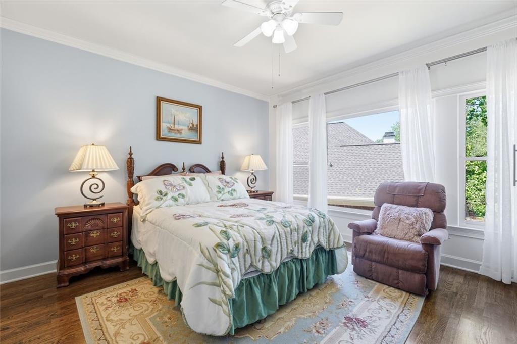 2336 Edgemere Lake Circle