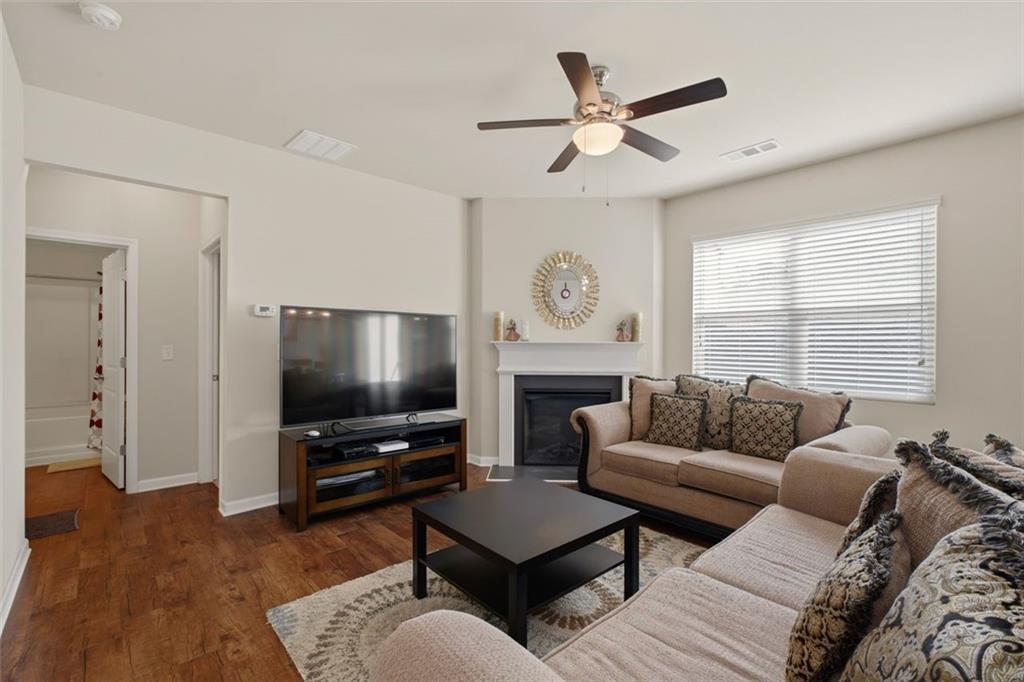 1009 Eldon Lane
