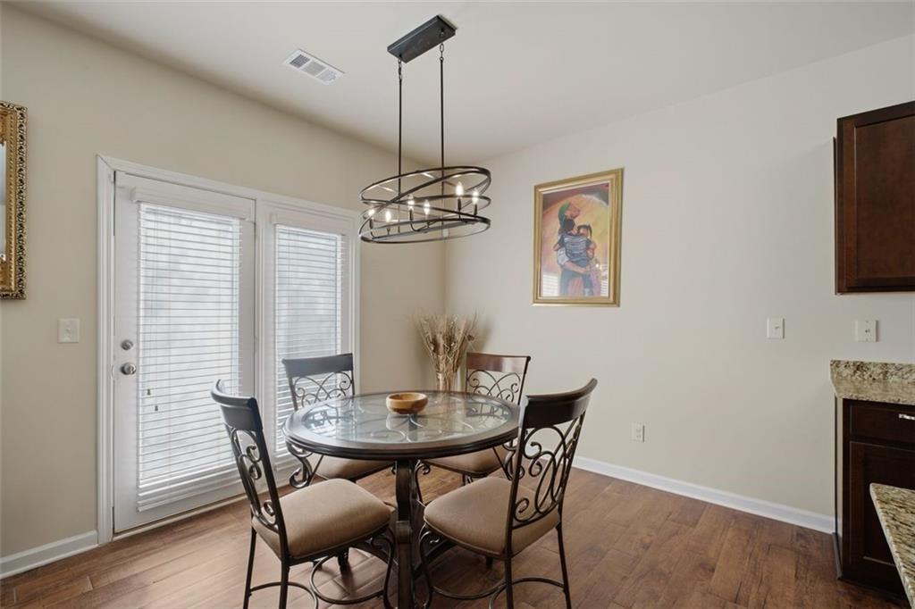 1009 Eldon Lane