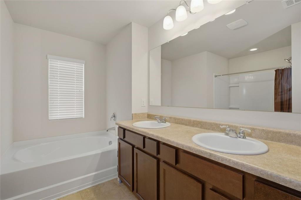 1009 Eldon Lane