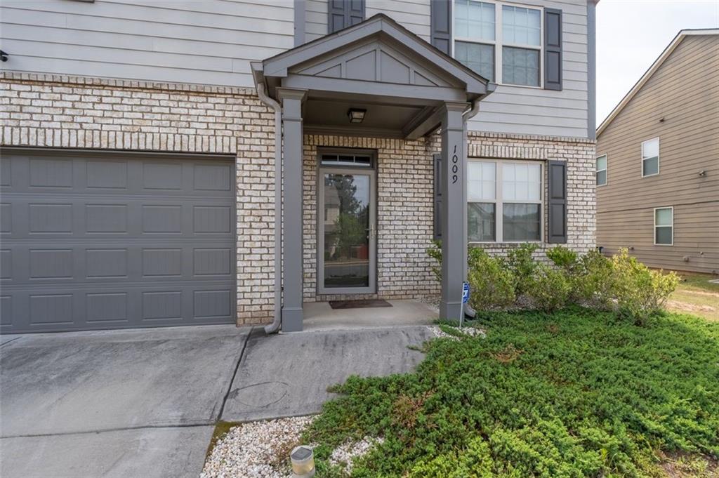1009 Eldon Lane