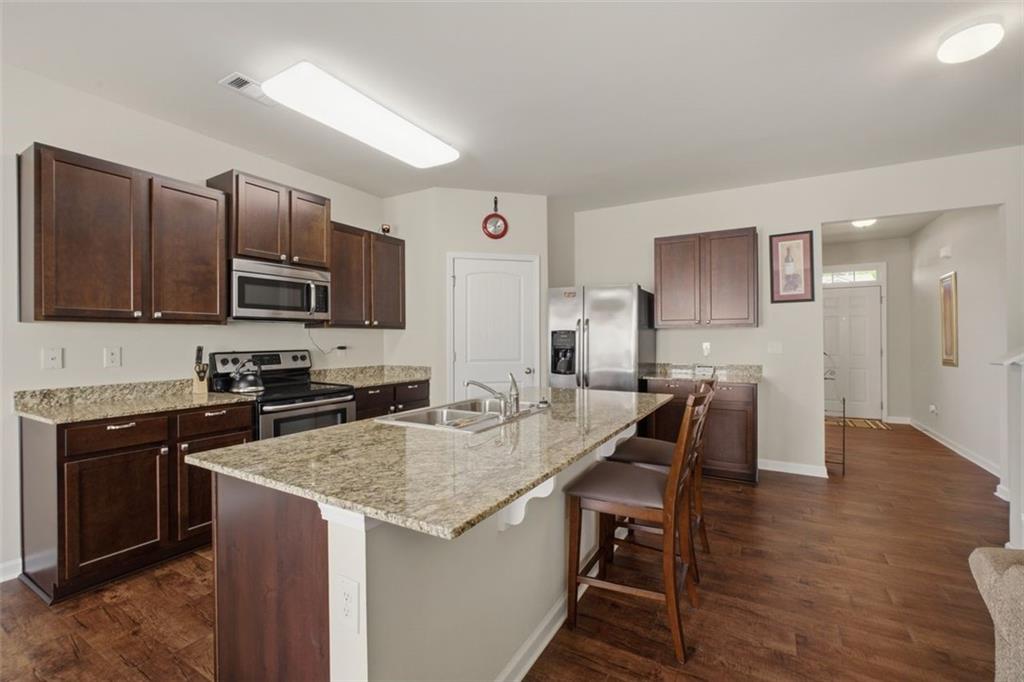 1009 Eldon Lane
