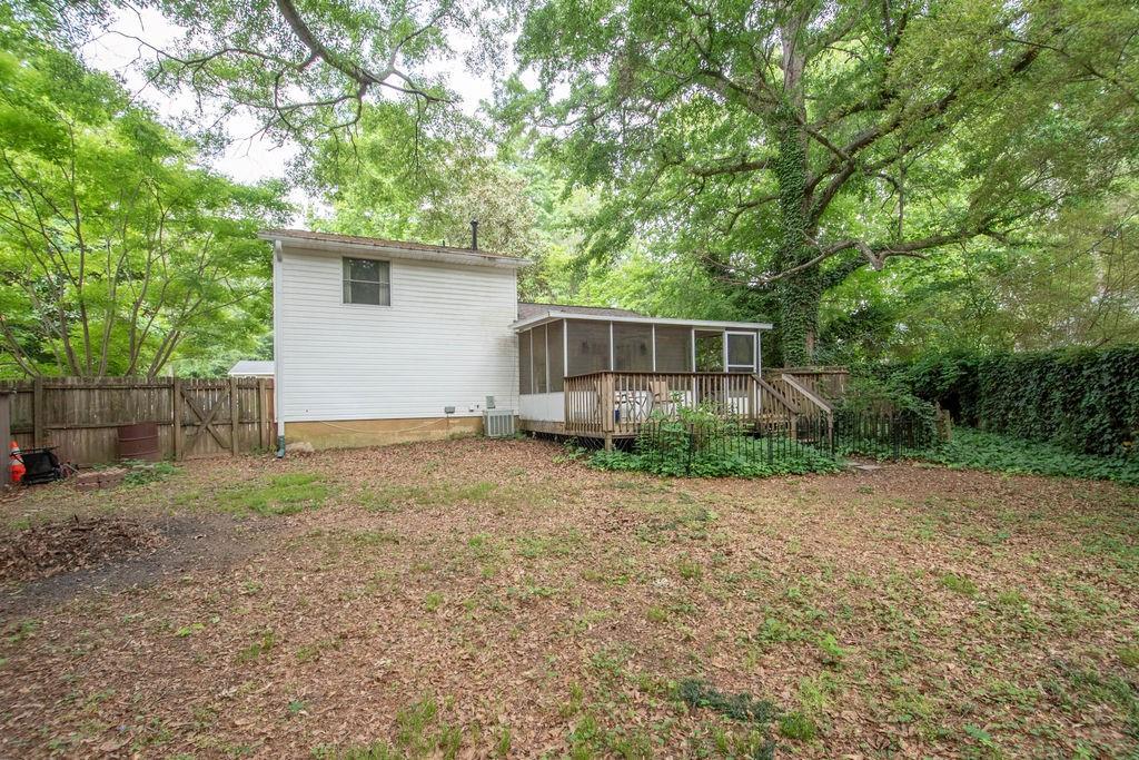 121 Sweetgum Road