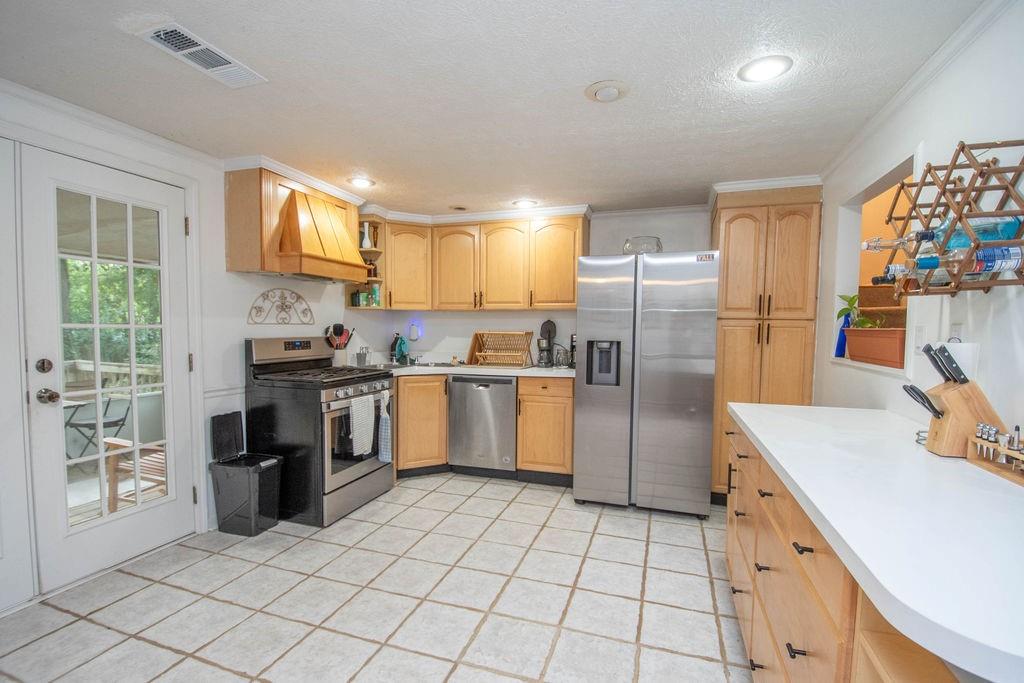 121 Sweetgum Road