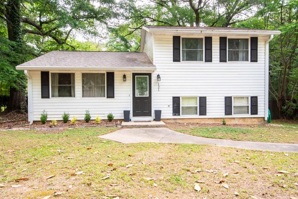 121 Sweetgum Road