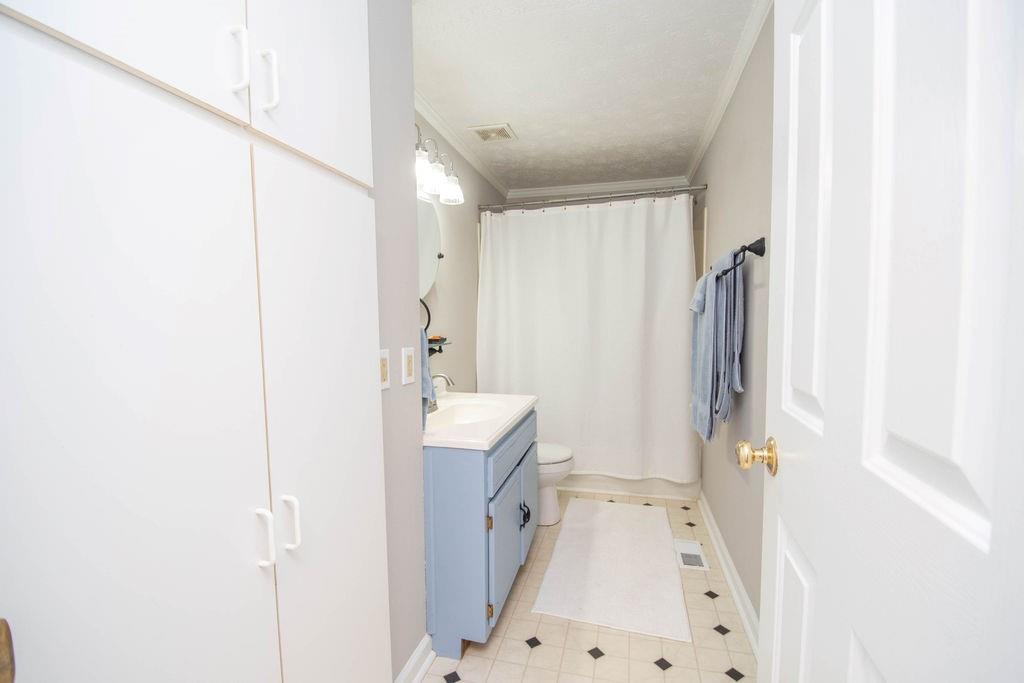 121 Sweetgum Road
