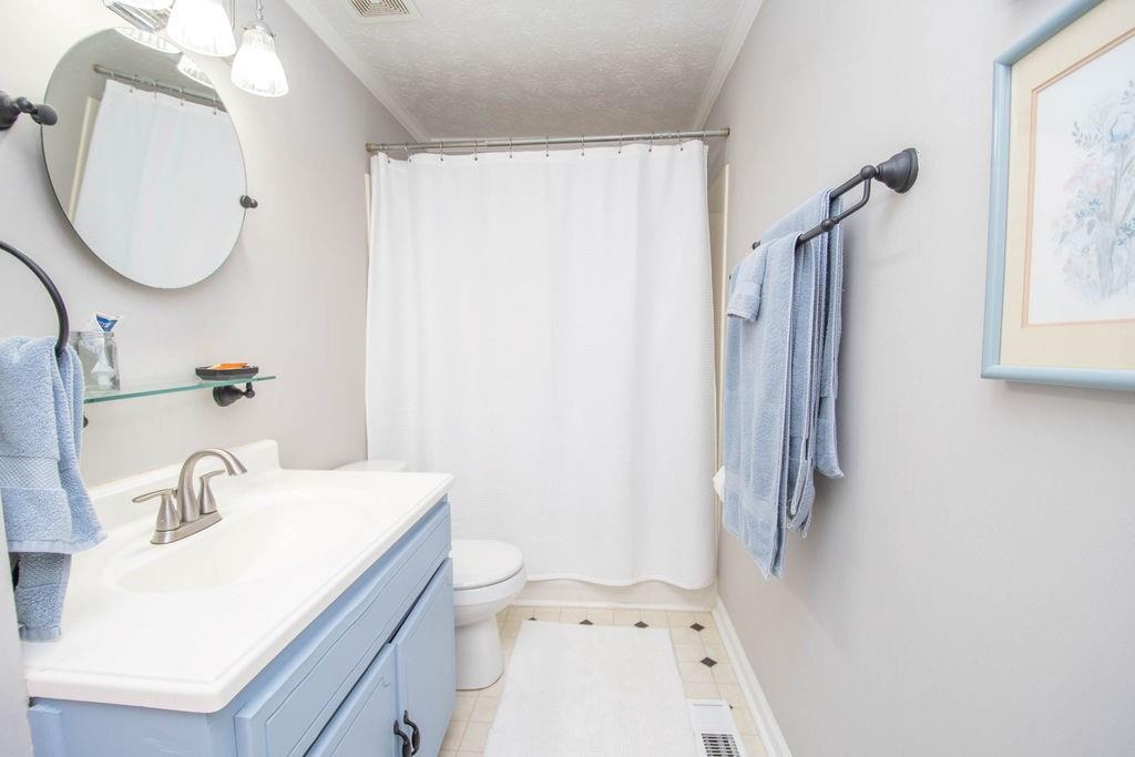 121 Sweetgum Road