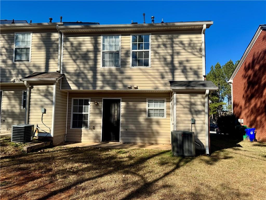 5663 WINDFALL Lane