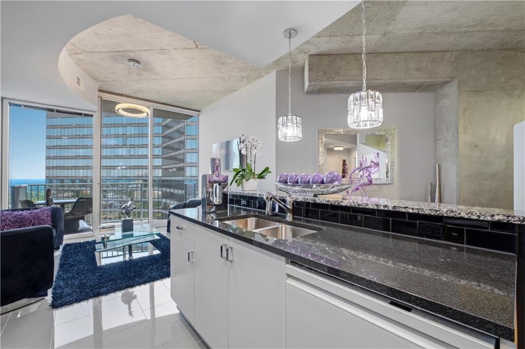 400 W Peachtree Street NW Unit 2914