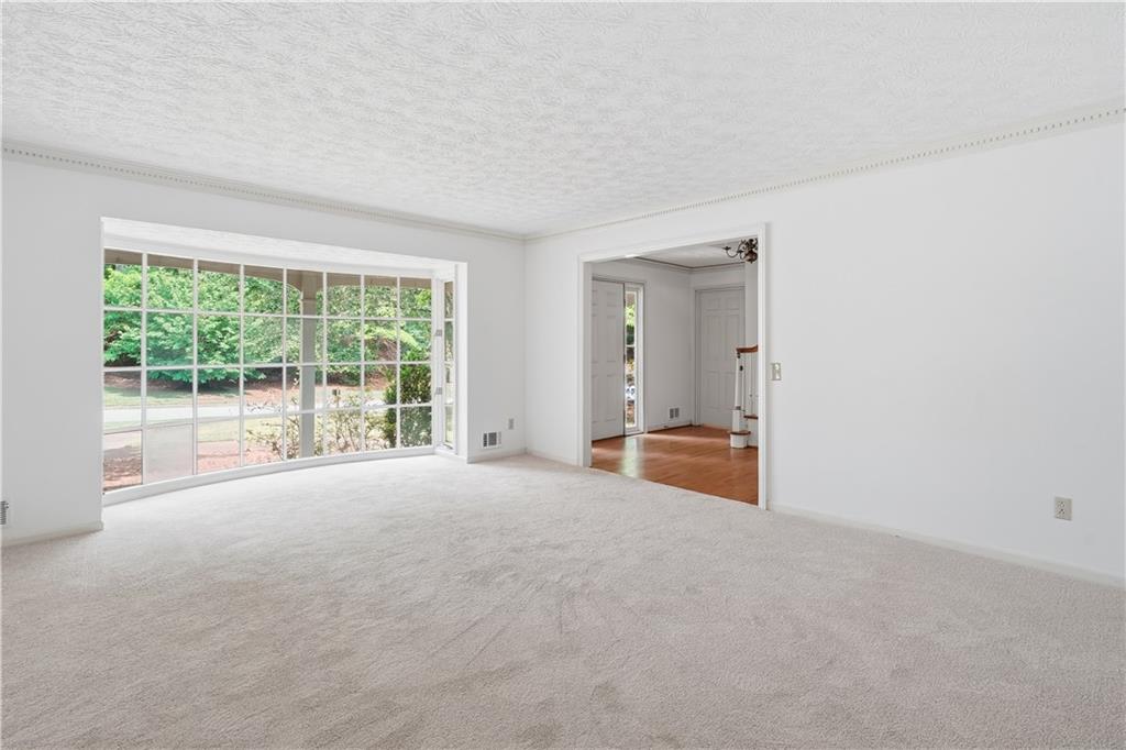 600 Meuse Way