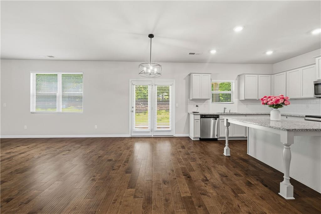 541 Noblewood Drive
