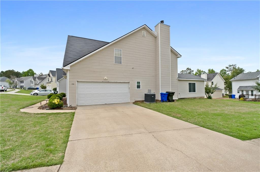 350 Yellow River Lane