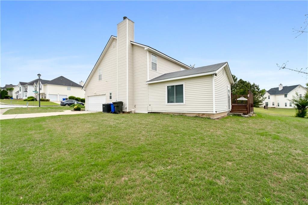 350 Yellow River Lane