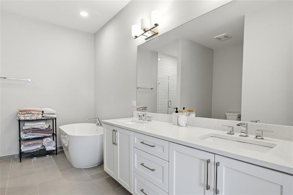 22 Airline Street NE Unit 307