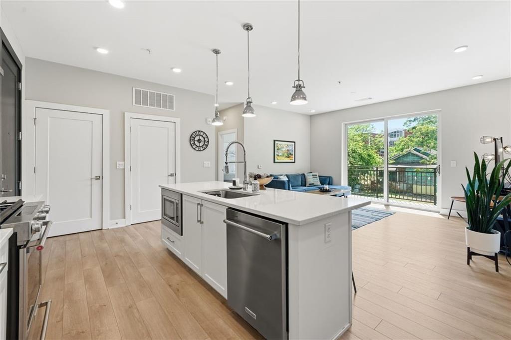 22 Airline Street NE Unit 307