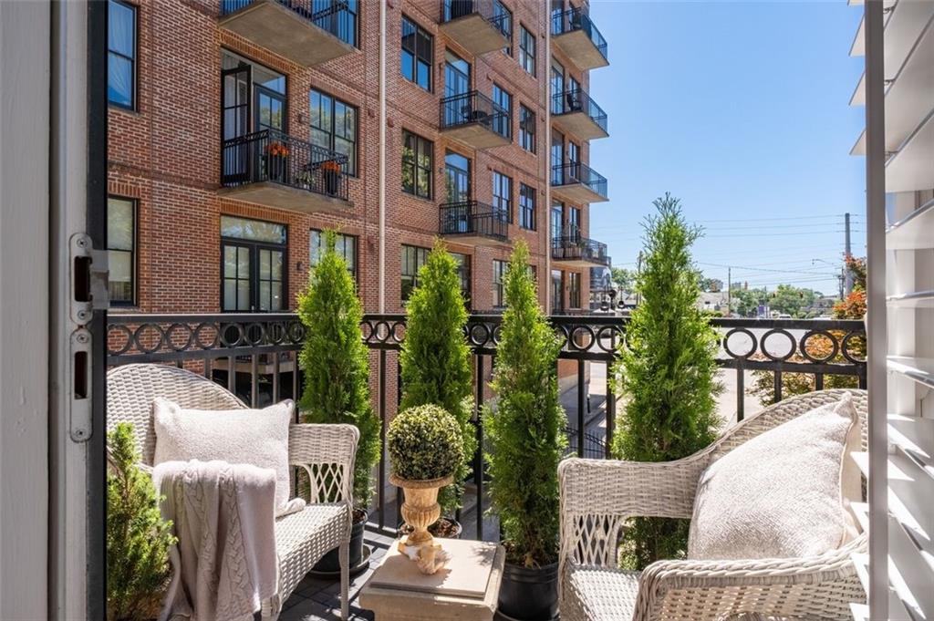 3235 Roswell Road NE Unit 402