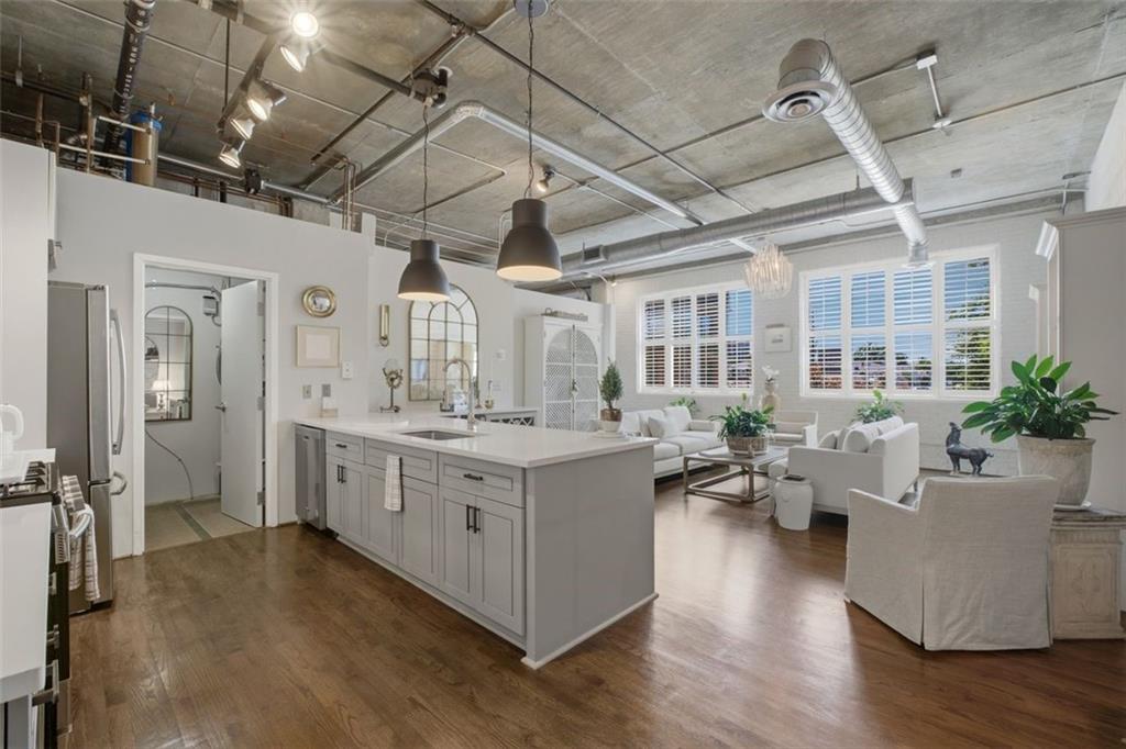 3235 Roswell Road NE Unit 402