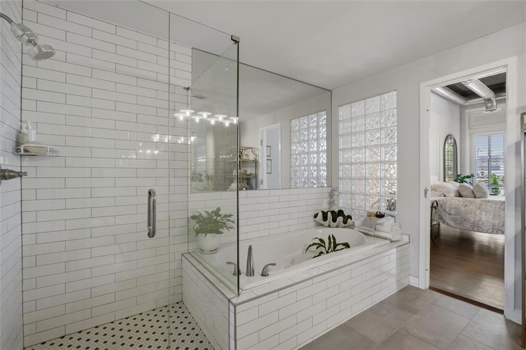 3235 Roswell Road NE Unit 402