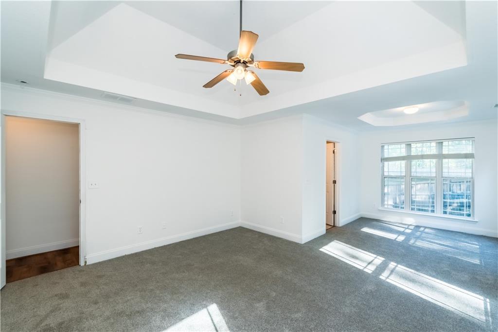 404 WOODCREEK