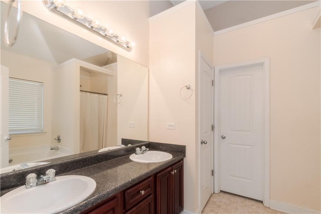 404 WOODCREEK