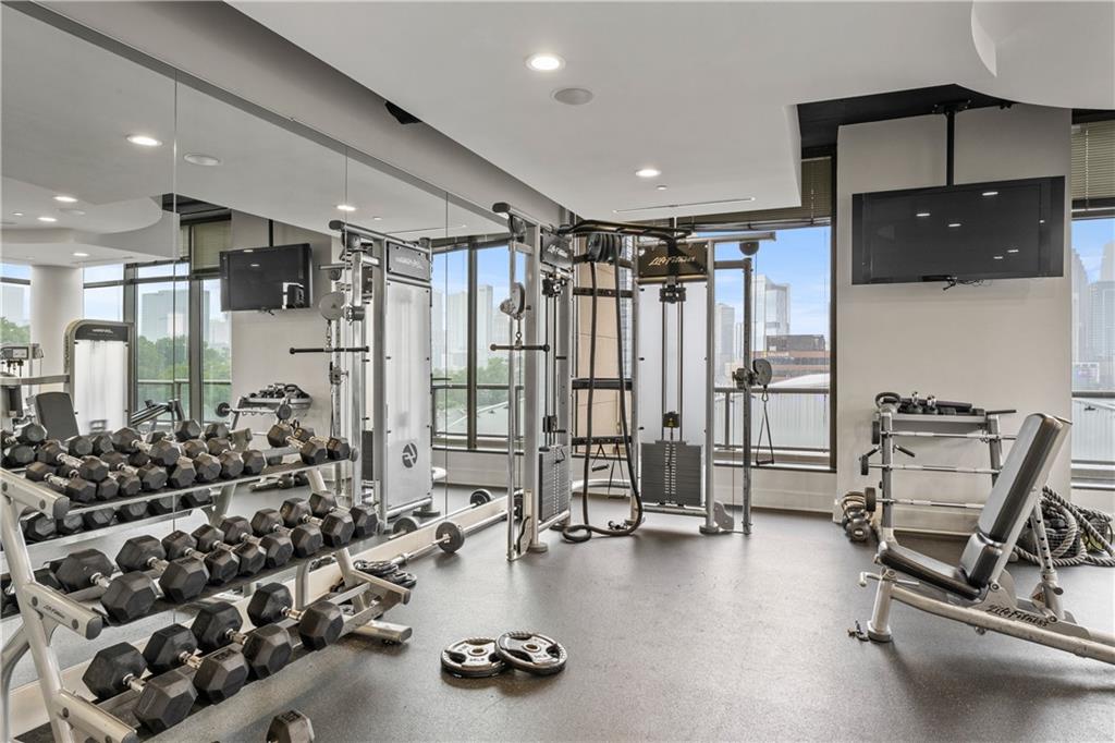 270 17th Street NW Unit 3610