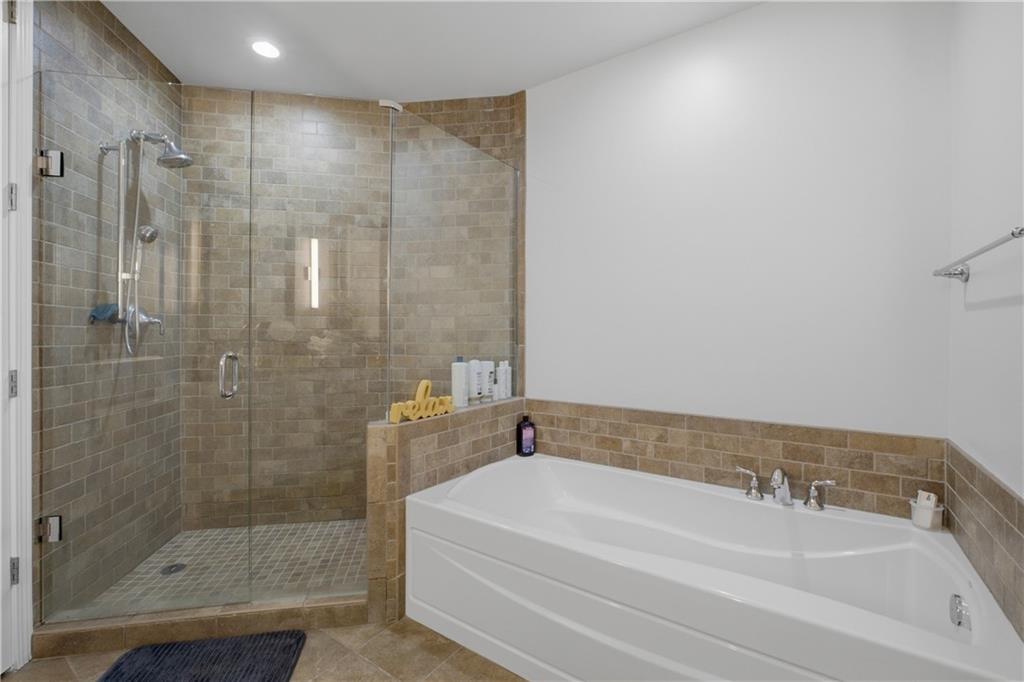 270 17th Street NW Unit 3610