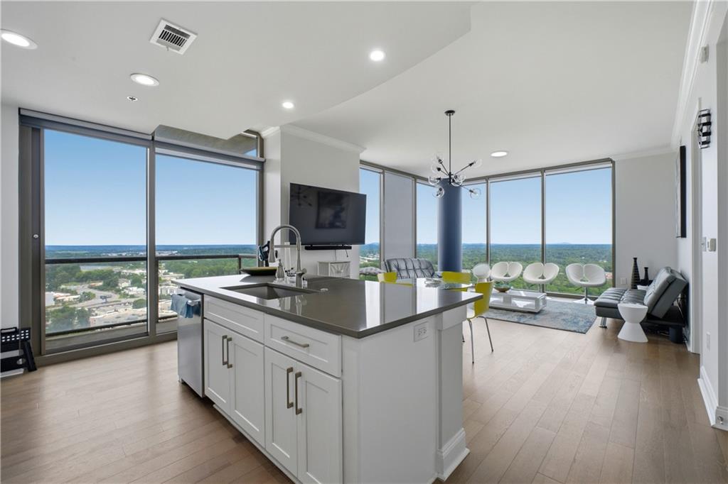270 17th Street NW Unit 3610