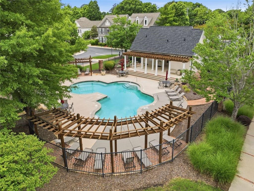 590 Kendemere Pointe