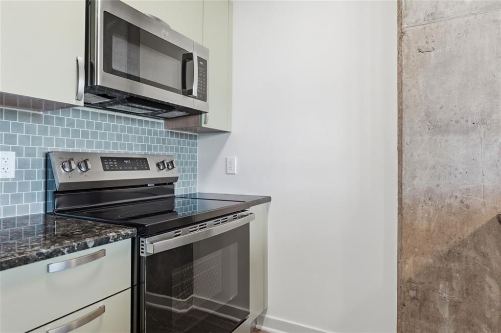 245 N HIGHLAND Avenue NE Unit 402