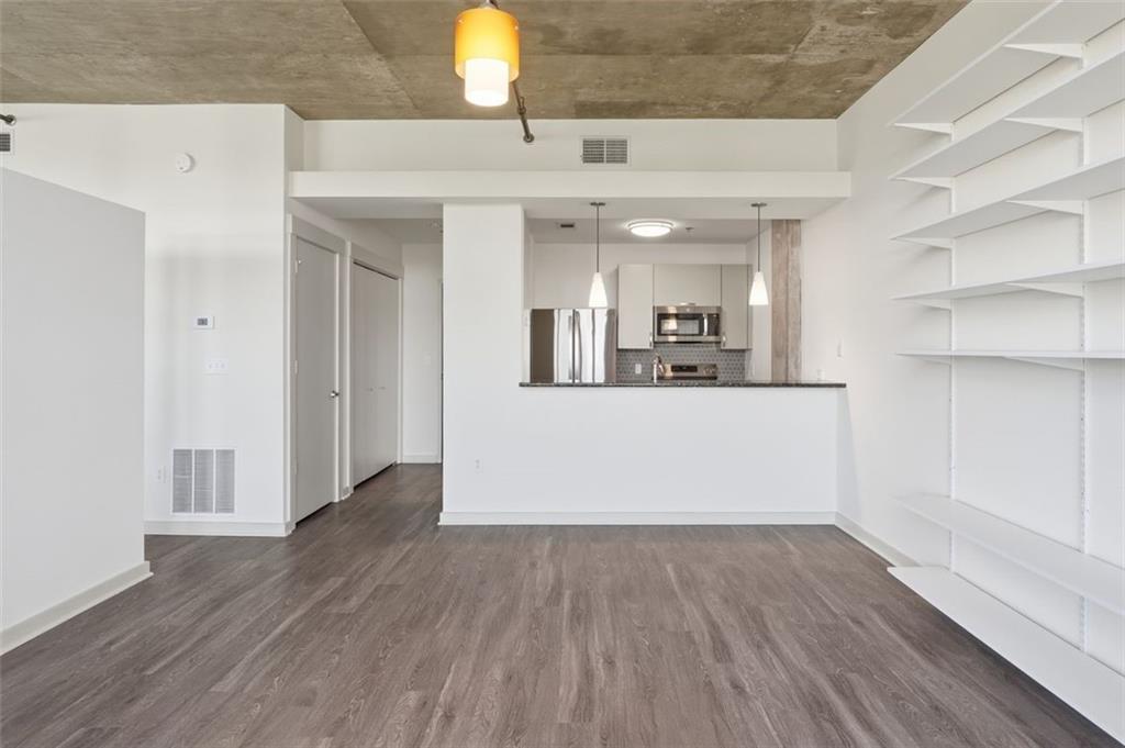 245 N HIGHLAND Avenue NE Unit 402