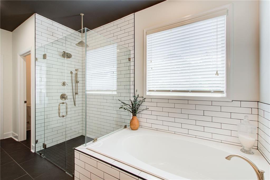1773 Crosswaters Court