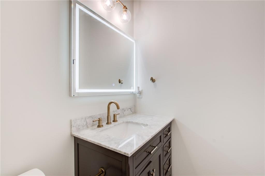 1773 Crosswaters Court
