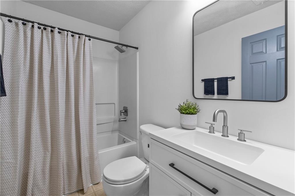 1484 GATES Circle SE Unit 1484