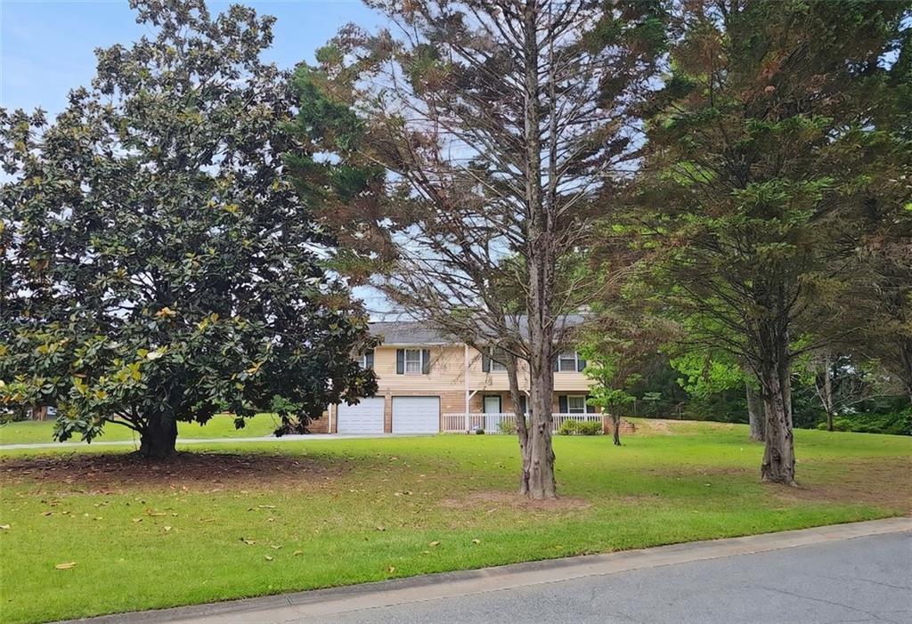 1630 Dove Court SW