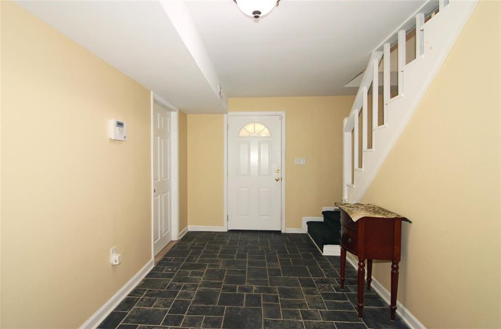 1630 Dove Court SW