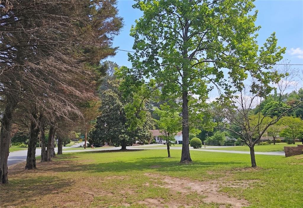 1630 Dove Court SW