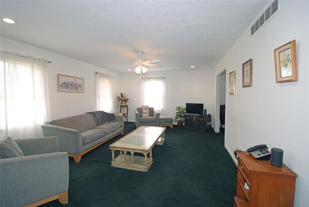 1630 Dove Court SW