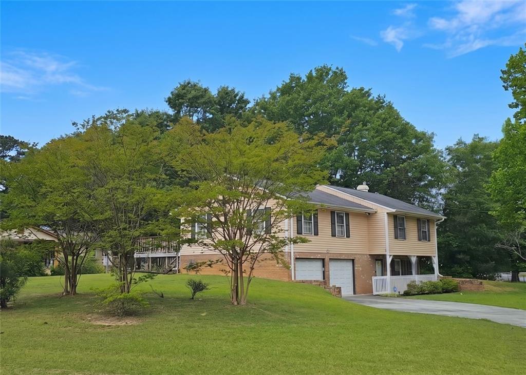 1630 Dove Court SW