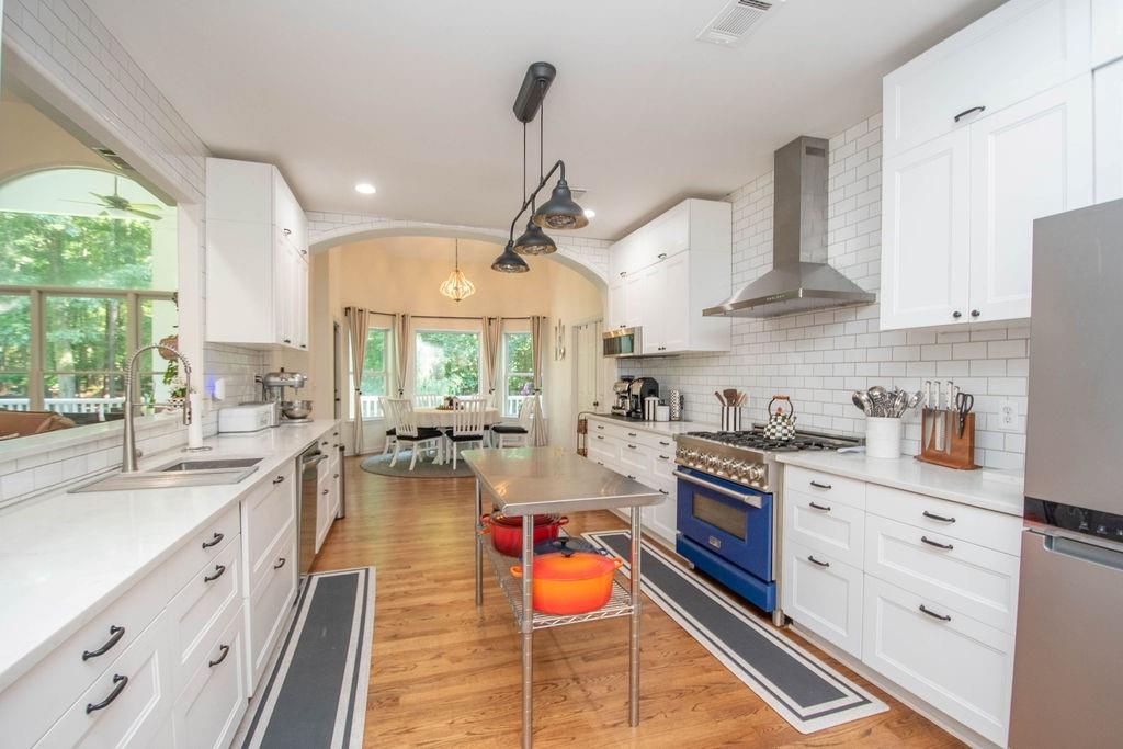 115 Hazelridge Lane