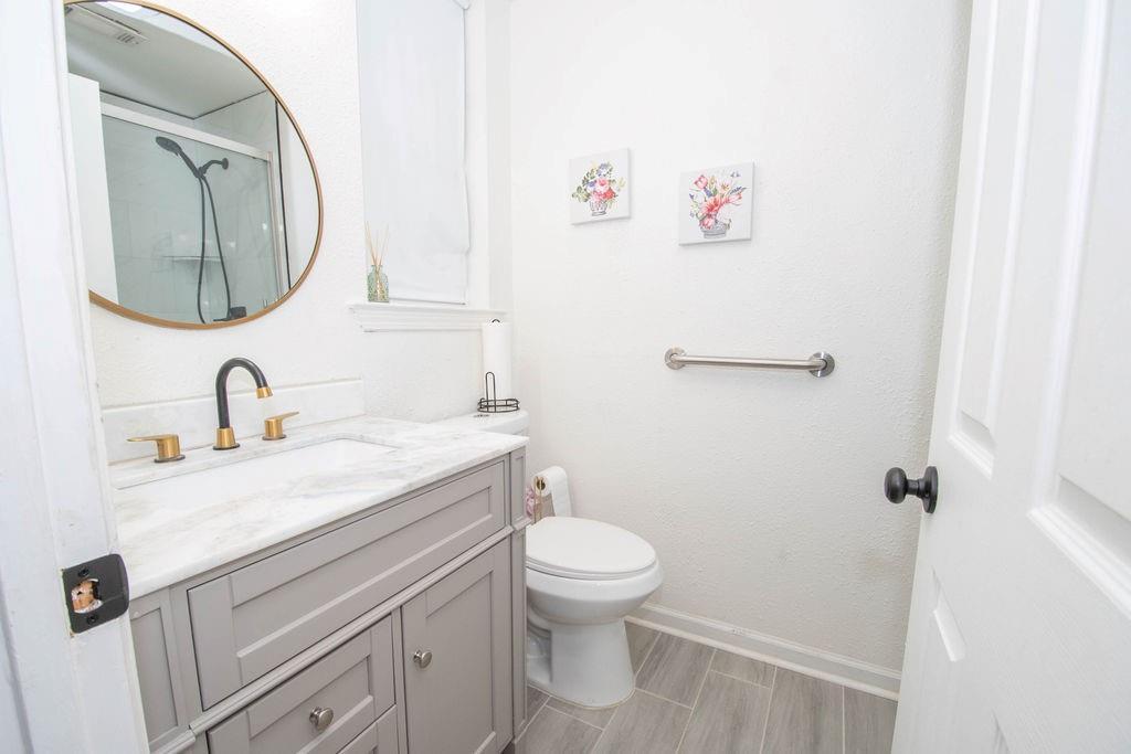 115 Hazelridge Lane