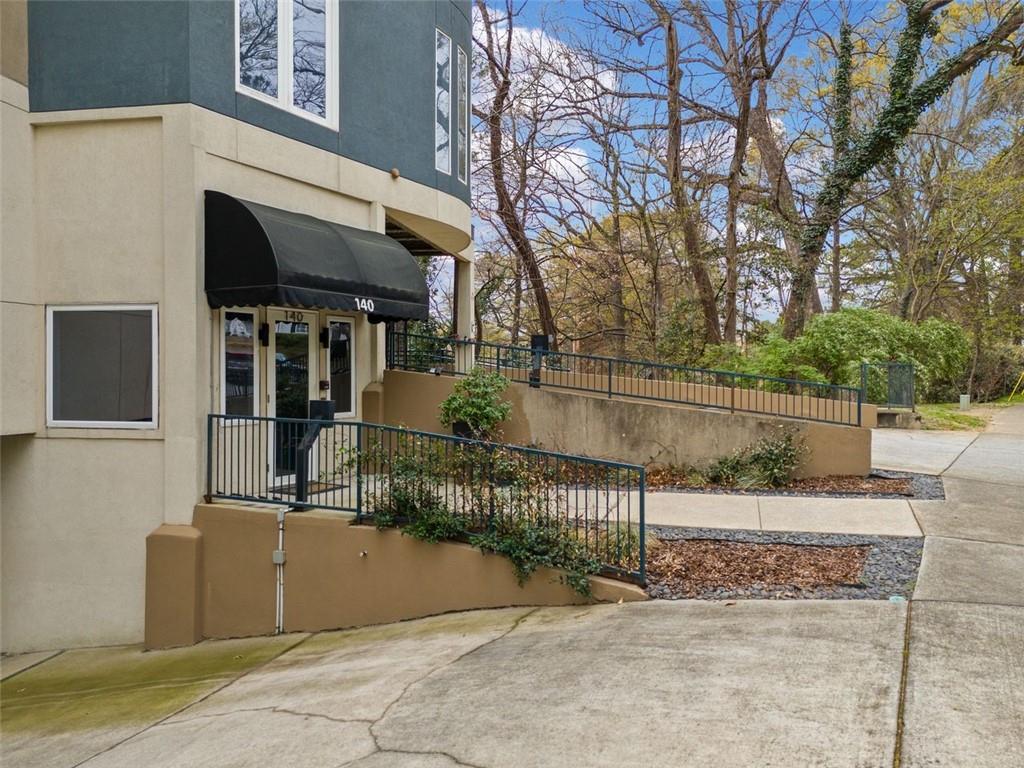 140 Alden Avenue NW Unit 201