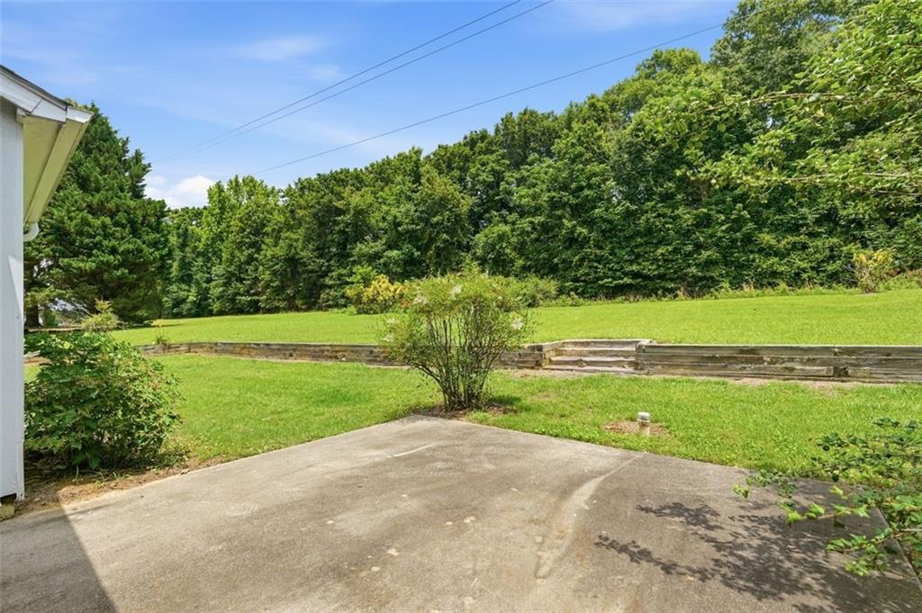 111 Laura Ashlyn Court