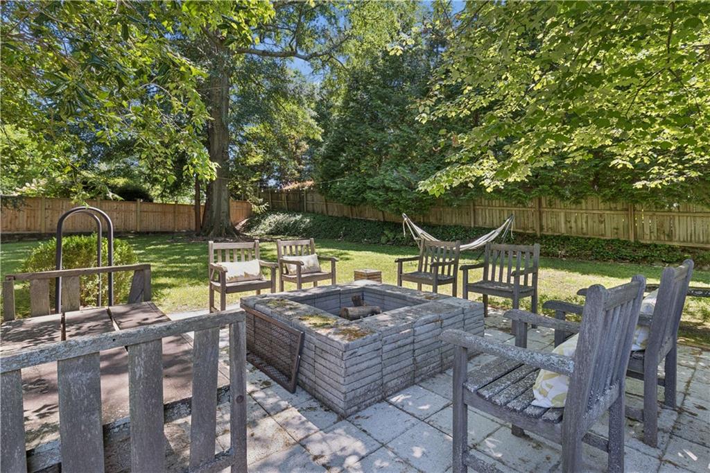635 E Morningside Drive NE