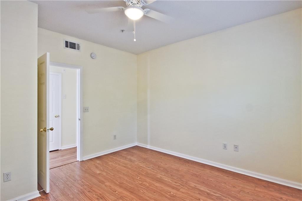 8102 WOODLAND Lane Unit 8102