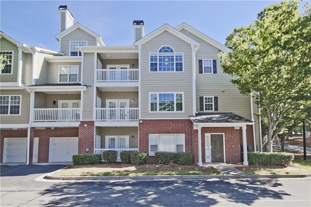 8102 WOODLAND Lane Unit 8102