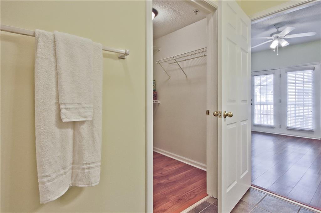 8102 WOODLAND Lane Unit 8102