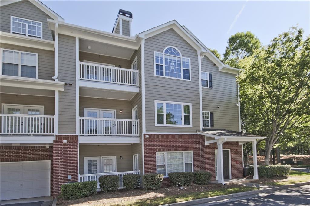 8102 WOODLAND Lane Unit 8102